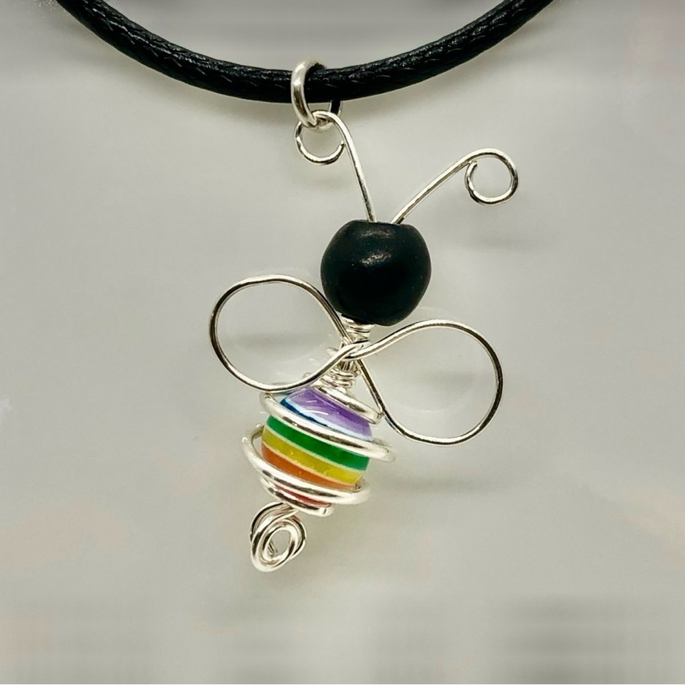 Sterling Silver wrapped Rainbow and Howlite Bead Pendant, Bee Supportive - Picture 5 of 7